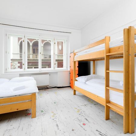 Benedikt City Center Hostel 布拉格 外观 照片