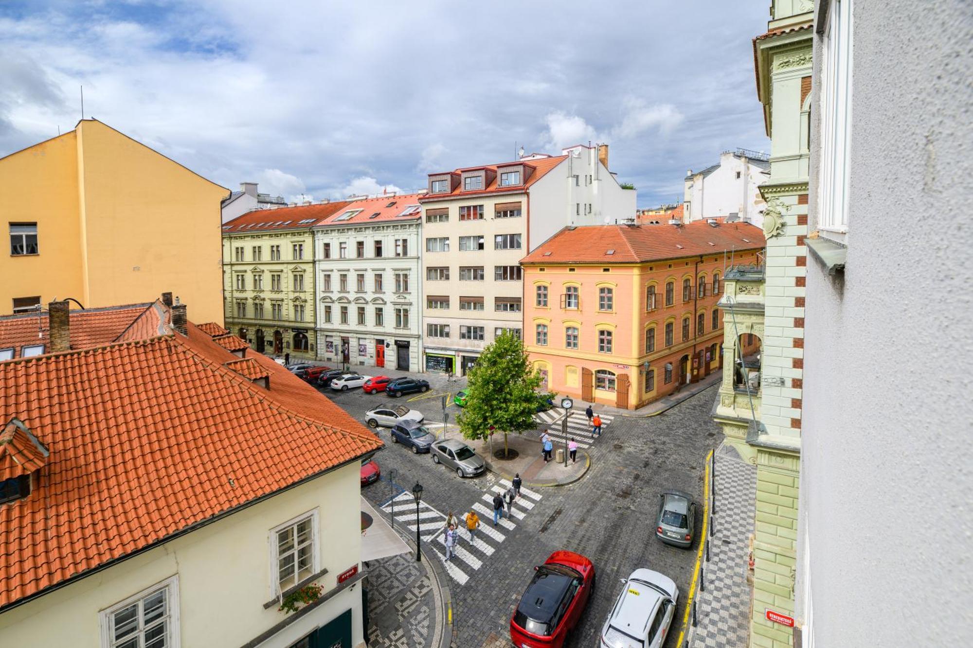 Benedikt City Center Hostel 布拉格 外观 照片